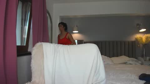 Jolie online show from 09.13.25