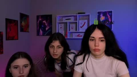 monica online show from 10.12.25