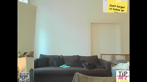 Snapshot of awwwsocutehappynew chatting on 07.18.26 HappyNewSky here online show from 07.18.26