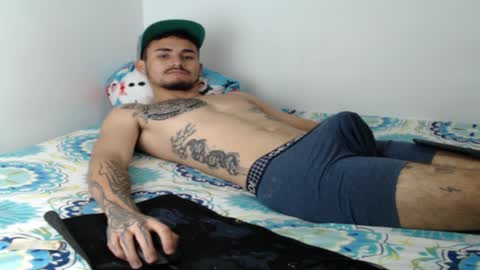 Snapshot of axel_ag chatting on 12.28.24 Axel online show from 12.28.24
