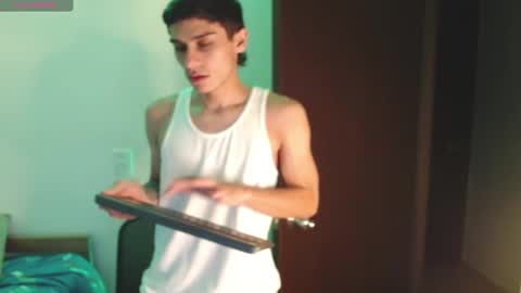 axel davis  online show from 10.12.25