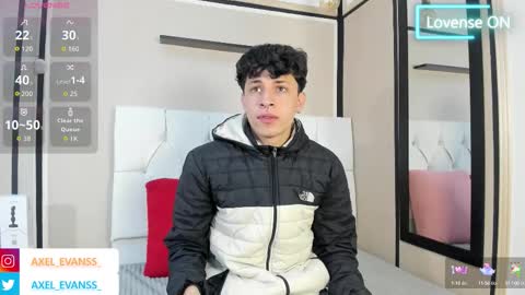 Snapshot of axel_evanss chatting on 09.27.25 Axel Evanss online show from 09.27.25