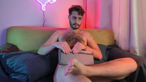 Sebstian online show from 11.24.25