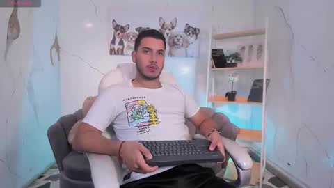 axel_grey_ online show from 11.01.25