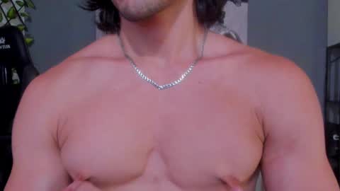 Axel online show from 01.06.25