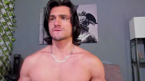 Axel online show from 01.13.25