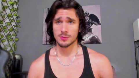 Axel online show from 01.26.25