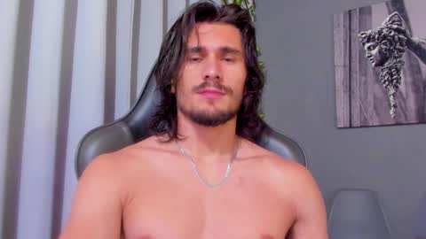 Axel online show from 02.23.25