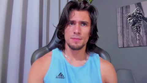 Axel online show from 03.01.25
