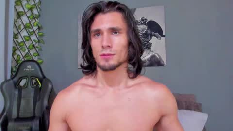 Axel online show from 03.07.25