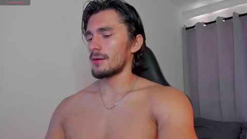 Axel online show from 09.25.25