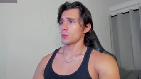 Axel online show from 10.05.25