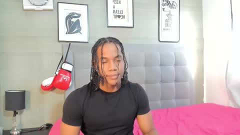 Snapshot of axel_silva3 chatting on 09.26.25 AXEL SILVA online show from 09.26.25