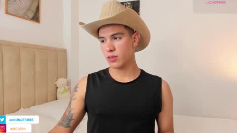 axel slim online show from 11.23.25