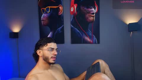 Snapshot of axel_stein03 chatting on 10.29.25 axel stein NEW ACCOUNT online show from 10.29.25