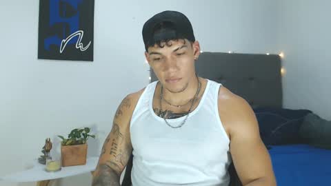 INDEPENDENT MODEL  online show from 12.31.24