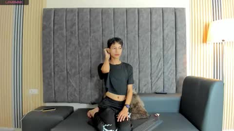axel_two111 online show from 09.14.25