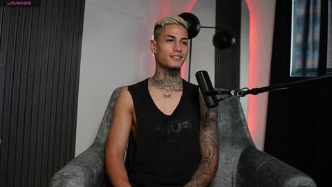 Agustin online show from 12.13.24