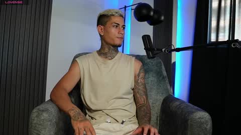 Agustin online show from 12.18.24