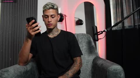 Agustin online show from 01.16.25