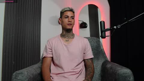 Agustin online show from 01.17.25