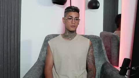 Agustin online show from 02.19.25