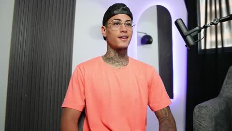 Agustin online show from 03.02.25