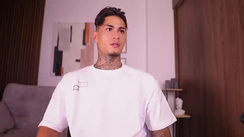 Agustin online show from 09.14.25