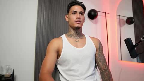 Agustin online show from 09.16.25