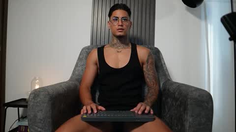 Agustin online show from 10.29.25