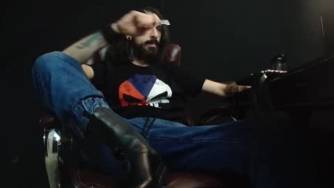 AxelColton online show from 01.12.25