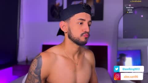 Axel King online show from 11.17.25