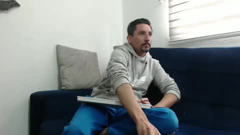 Axel Rose online show from 02.14.26