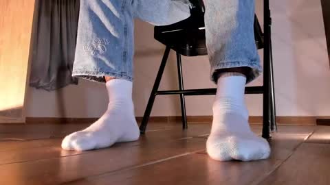 Snapshot of axellcollins chatting on 02.20.25 im your little femboy  ALEX   online show from 02.20.25