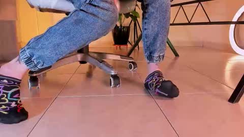 Snapshot of axellcollins chatting on 10.23.25 im your little femboy  ALEX   online show from 10.23.25