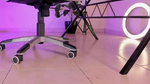 Snapshot of axellcollins chatting on 10.25.25 im your little femboy  ALEX   online show from 10.25.25