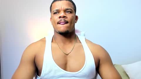 Snapshot of axelldasilva chatting on 03.28.26 AXEL DA SILVA online show from 03.28.26