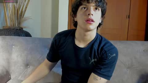 Axel Raven online show from 10.03.25