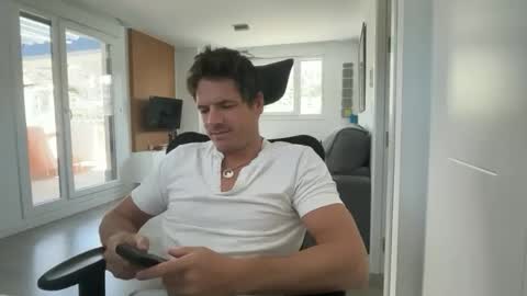 Axel Shore online show from 04.27.26