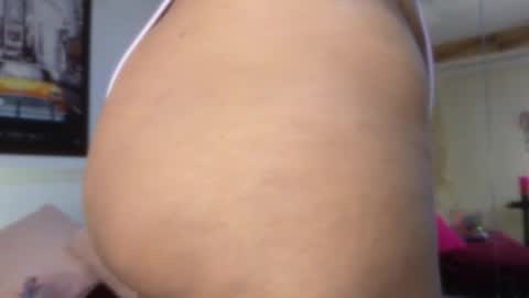 Snapshot of axhley_p chatting on 10.18.25 Axhley online show from 10.18.25