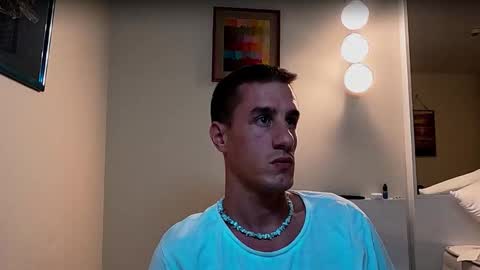 Axl online show from 10.04.25