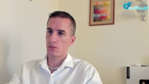 Axl online show from 11.03.25