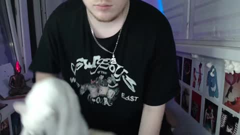 Snapshot of axxxturel chatting on 12.03.24 Ian skinny Slawa online show from 12.03.24
