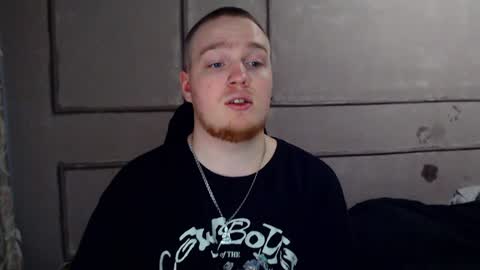 Snapshot of axxxturel chatting on 12.08.24 Ian skinny Slawa online show from 12.08.24