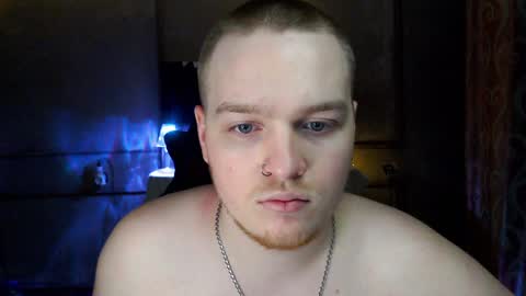 Snapshot of axxxturel chatting on 12.12.24 Ian skinny Slawa online show from 12.12.24