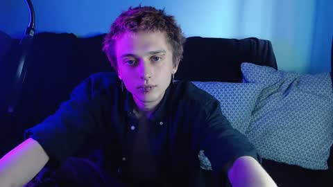 Snapshot of axxxturel chatting on 12.14.24 Ian skinny Slawa online show from 12.14.24
