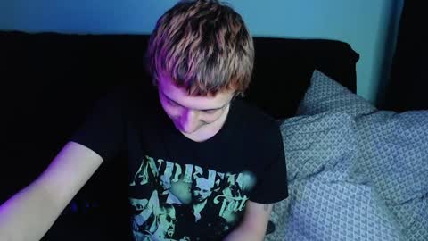 Snapshot of axxxturel chatting on 12.30.24 Ian skinny Slawa online show from 12.30.24