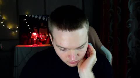Snapshot of axxxturel chatting on 01.31.25 Ian skinny Slawa online show from 01.31.25