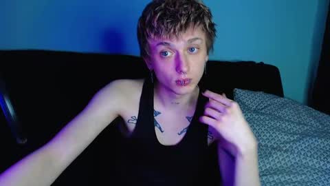 Snapshot of axxxturel chatting on 02.14.25 Ian skinny Slawa online show from 02.14.25