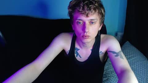 Snapshot of axxxturel chatting on 02.19.25 Ian skinny Slawa online show from 02.19.25